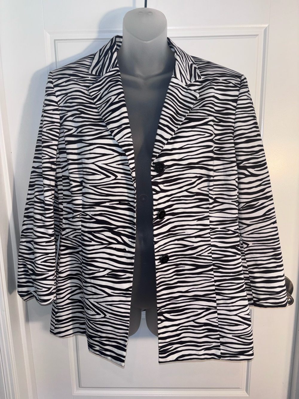 Le Suit Essentials Zebra Print Blazer Jacket Size 12 NEW